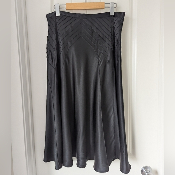 Alfani Dresses & Skirts - Black 100 % Silk Charmeuse Midi Skirt Size 10